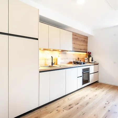 Raw Flats - Nova By Bohnapartments, 2 Schlafzimmer, Balkon Daire *