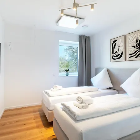 Raw Flats - Nova By Bohnapartments, 2 Schlafzimmer, Balkon
