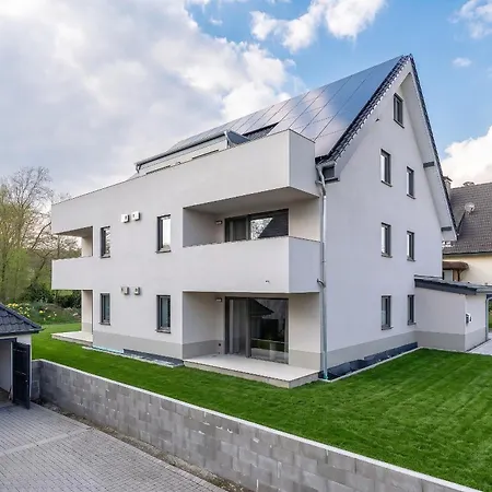 Raw Flats - Nova By Bohnapartments, 2 Schlafzimmer, Balkon *